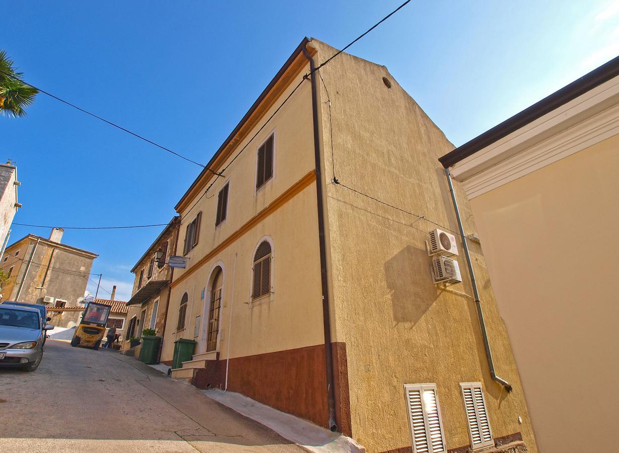 Apartments Danica 271 فيرسار المظهر الخارجي الصورة